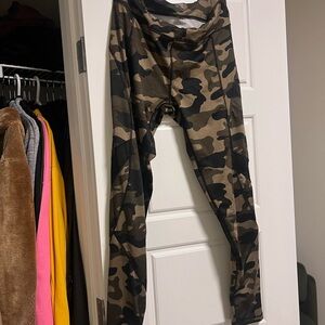 Camo Active Leggings - Olive Green Camouflage